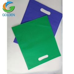 Sac en tissu non-tissé, 100% polyprophlène d sac non-tissé faite par Quanzhou Golden Nonwoven Co., ltd